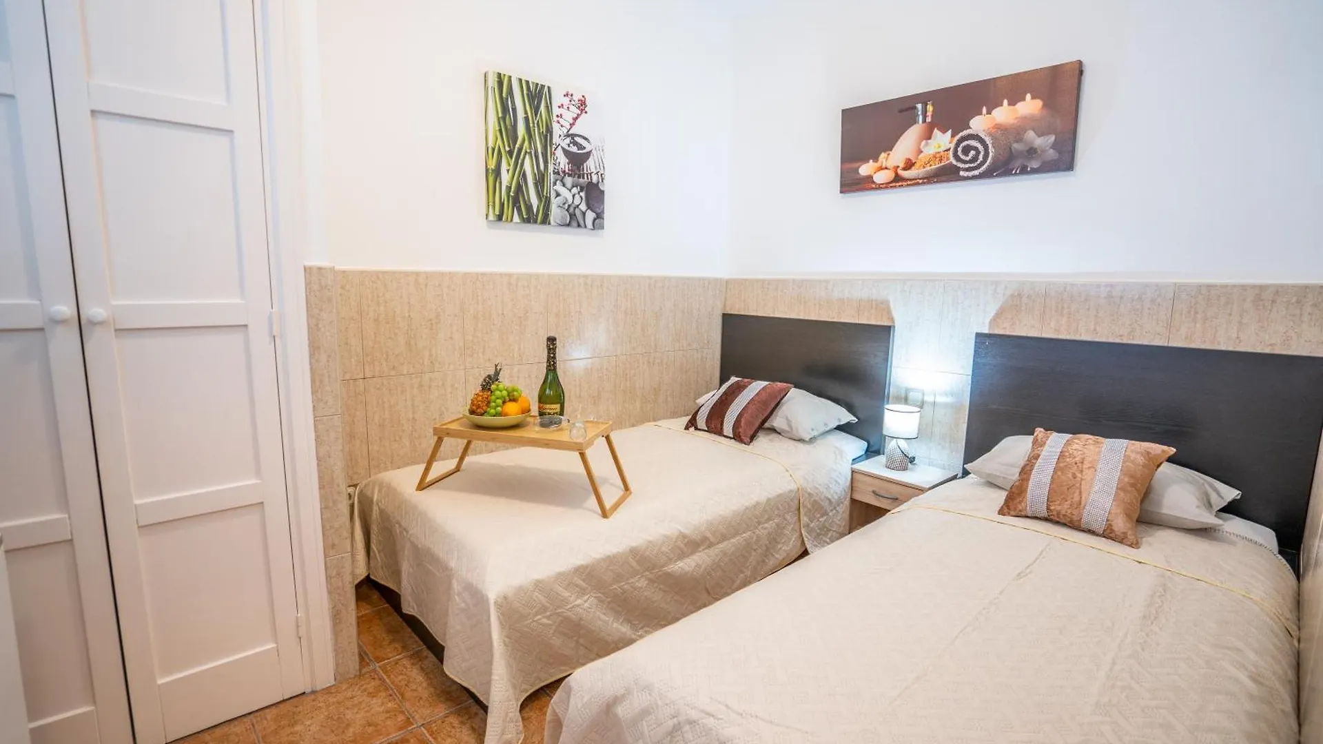 Aparthotel Orlando 85 Complex - Costa Adeje  Costa Adeje (Tenerife)